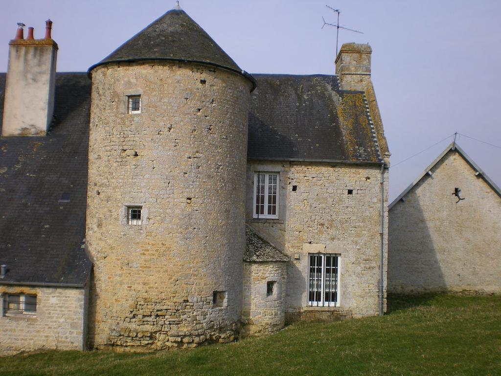 Ferme Manoir La Fiere Bed and Breakfast Sainte-Mère-Église Εξωτερικό φωτογραφία