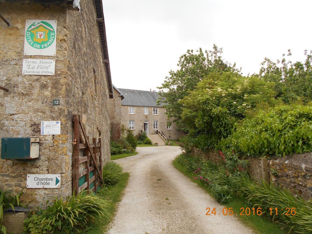 Ferme Manoir La Fiere Bed and Breakfast Sainte-Mère-Église Εξωτερικό φωτογραφία